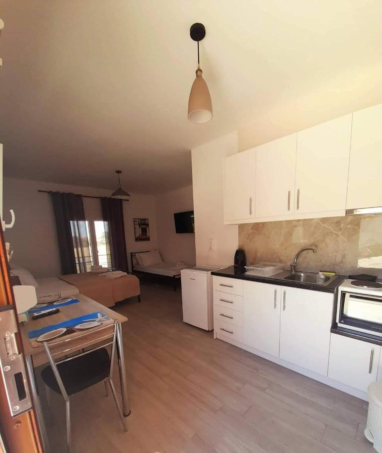 Venia'S Apartments Σκάλα Ερεσού Εξωτερικό φωτογραφία